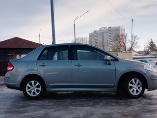 2011 Nissan Tiida I Рестайлинг, серый, 845000 рублей, вид 4