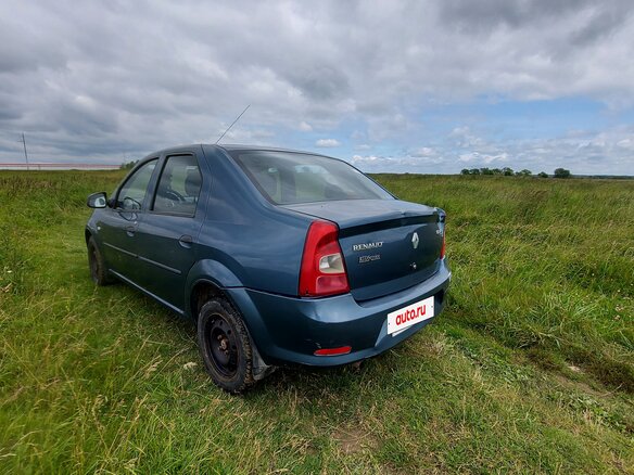 2011 Renault Logan I Рестайлинг, синий, 400000 рублей - вид 4