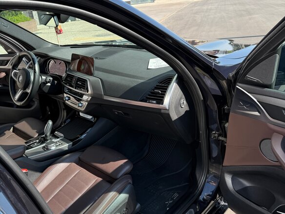 2019 BMW X3 20d xDrive III (G01), синий, 5150000 рублей - вид 8