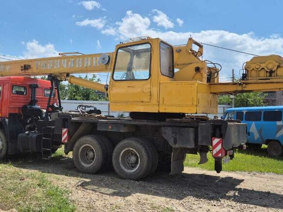 2007 КамАЗ 53215, оранжевый, 2650000 рублей - вид 3