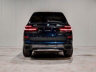 2025 BMW X7 40i I (G07) Рестайлинг, синий, 16000000 рублей, вид 4