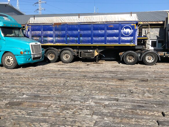 2003 Freightliner Columbia, белый, 2999999 рублей - вид 12