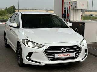 2016 Hyundai Elantra VI (AD), белый, 1370000 рублей, вид 5
