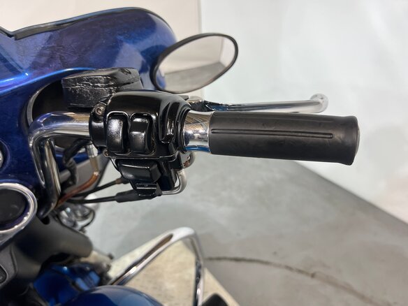 2006 Harley-Davidson Electra Glide, синий, 510000 рублей - вид 24