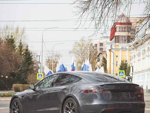 2021 Tesla Model S Plaid I Рестайлинг 2, серый, 7999000 рублей - вид 21