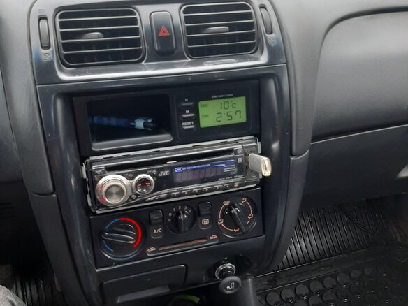 1998 Mazda 626 V (GF), зелёный, 250000 рублей - вид 8
