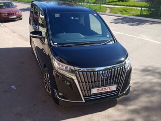 2018 Toyota Esquire I Рестайлинг, чёрный, 2550000 рублей, вид 4