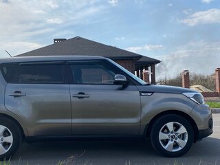 2018 Kia Soul II Рестайлинг, серебристый, 1750000 рублей, вид 3