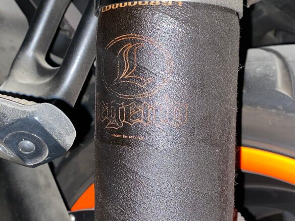 2010 Harley-Davidson V-Rod, оранжевый, 5000000 рублей - вид 17