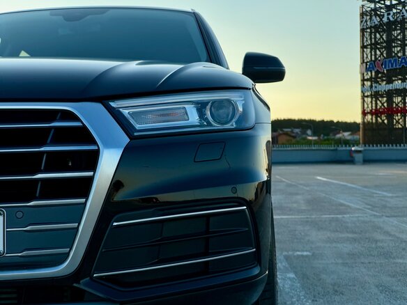 2019 Audi Q5 45 TFSI II (FY), чёрный, 4060000 рублей - вид 4