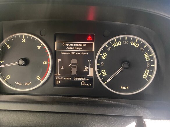 2012 Land Rover Discovery IV, чёрный, 2200000 рублей - вид 7