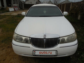 2003 Lincoln Town Car III, белый, 624770 рублей, вид 4