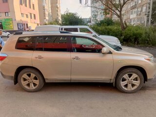 2011 Toyota Highlander II (XU40) Рестайлинг, бежевый, 2050000 рублей, вид 5