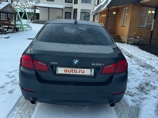 2011 BMW 5 серии 535i xDrive VI (F10/F11/F07), серый, 1900000 рублей, вид 3