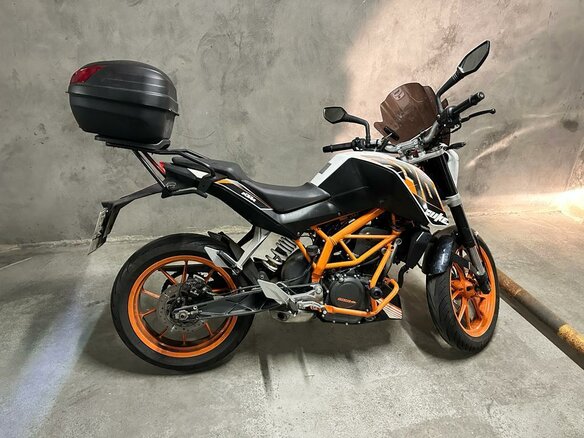 2014 KTM 390 Duke, белый, 300000 рублей