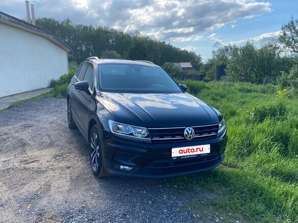 2019 Volkswagen Tiguan II, чёрный, 1950000 рублей - вид 2