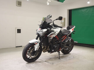 2022 Kawasaki Z 900, белый, 960000 рублей, вид 5