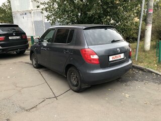 2010 Skoda Fabia II Рестайлинг, серый, 650000 рублей, вид 4