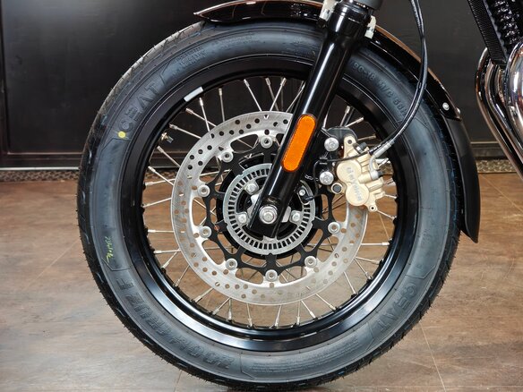 2026 Royal Enfield Interceptor 650, чёрный, 699000 рублей - вид 12