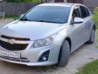 2014 Chevrolet Cruze I Рестайлинг, серебристый, 1150000 рублей, вид 1