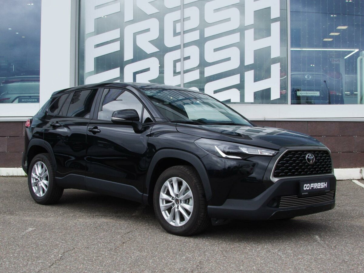 Открыть фотографии: Toyota Corolla Cross I