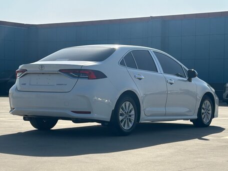 2021 Toyota Corolla XII (E210), белый, 1846000 рублей, вид 5