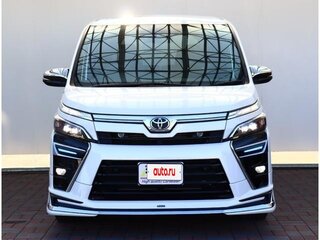 2021 Toyota Voxy III (R80) Рестайлинг, белый, 2200888 рублей, вид 4