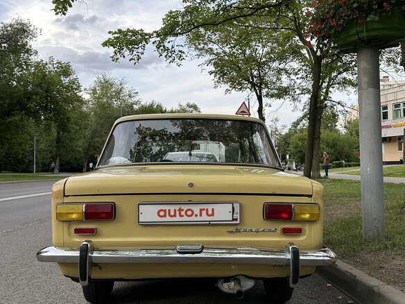1975 Lada (ВАЗ) 2101, жёлтый, 350000 рублей - вид 3
