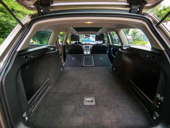 2013 Volkswagen Passat Alltrack B7, коричневый - вид 19