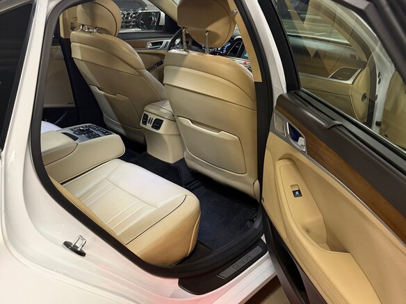 2017 Genesis G80 I, белый, 3000000 рублей - вид 21