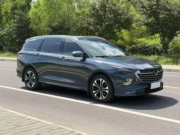 2022 Wuling Victory, синий, 1390000 рублей - вид 2
