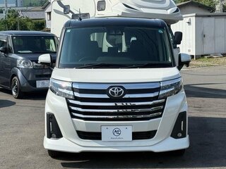 2023 Toyota Roomy I Рестайлинг, белый, 930100 рублей, вид 2