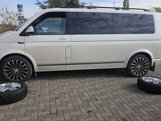 2016 Volkswagen Multivan Long T6, белый, 5800000 рублей, вид 3