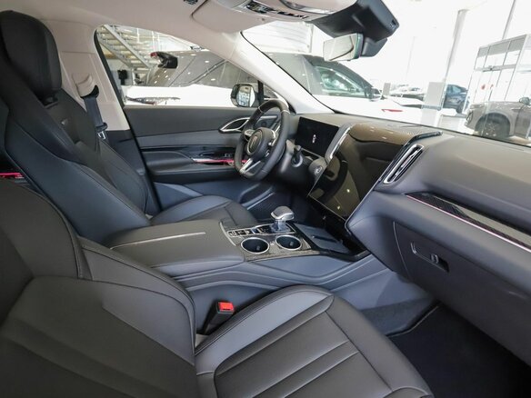 2025 Hongqi HS3, зелёный, 3300000 рублей - вид 22