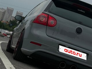 2006 Volkswagen Golf V, серебристый, 1000000 рублей, вид 4