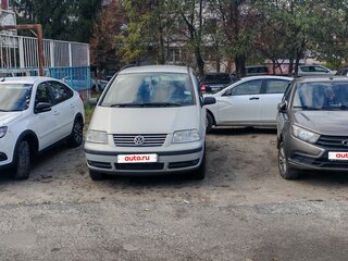 2003 Volkswagen Sharan I Рестайлинг, серебристый, 400000 рублей, вид 2