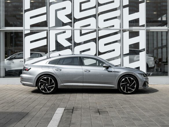2022 Volkswagen Arteon I Рестайлинг, серый, 5170000 рублей - вид 4