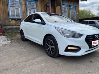 2019 Hyundai Solaris II, белый, 1000000 рублей, вид 2