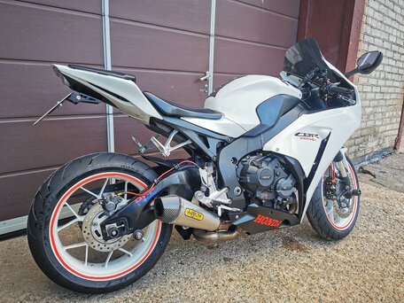 2012 Honda CBR 1000 RR/RA Fireblade, белый, 900000 рублей, вид 3