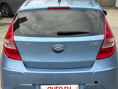 2011 Hyundai i30 I Рестайлинг, голубой, 500000 рублей, вид 3