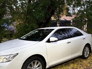 2012 Toyota Camry VII (XV50), белый, 1500000 рублей, вид 4