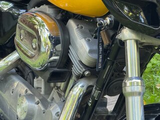 2013 Harley-Davidson Sportster 883, жёлтый, 580000 рублей, вид 1