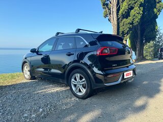 2017 Kia Niro Plug-in hybrid I, чёрный, 1700000 рублей, вид 4