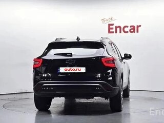2023 Chevrolet Trax II, чёрный, 1945000 рублей, вид 4