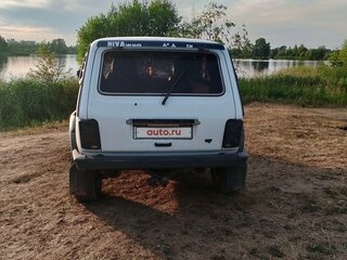 2001 Lada (ВАЗ) 2121 (4x4) I Рестайлинг, белый, 400000 рублей, вид 5
