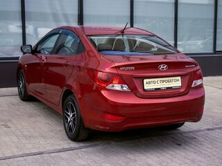 2011 Hyundai Solaris I, красный, 625000 рублей, вид 3