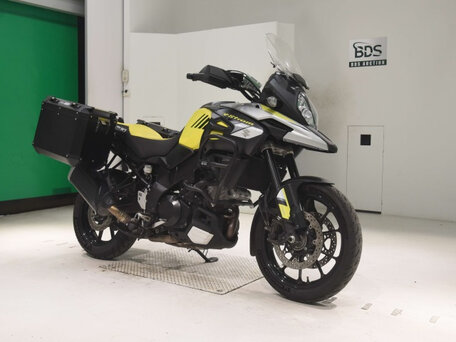 2019 Suzuki V-Strom 1000, чёрный, 800000 рублей, вид 3