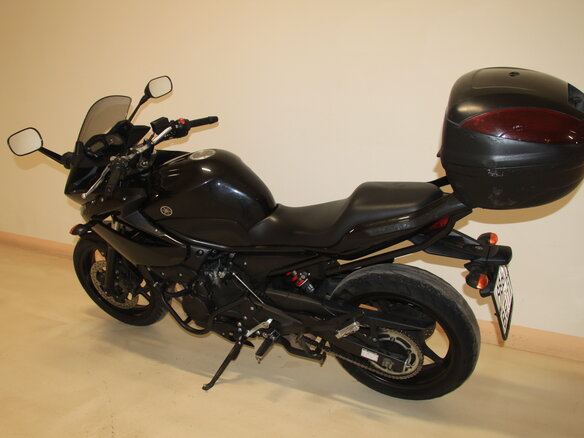 2011 Yamaha XJ6 (FZ6R), чёрный - вид 8