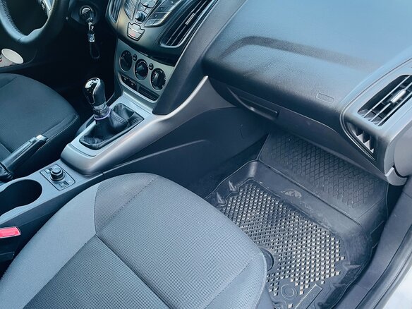 2015 Ford Focus III, белый, 750000 рублей - вид 11