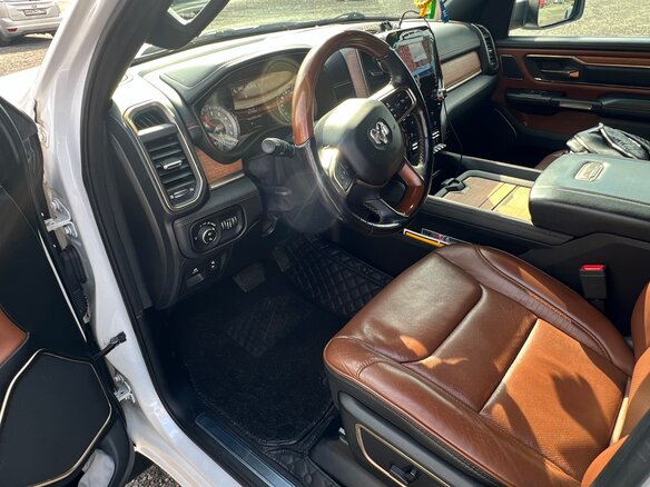 2018 Ram 1500 Crew Cab V, белый, 6050000 рублей - вид 9